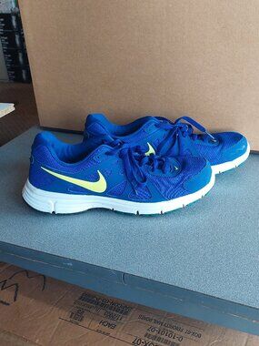 Nike Revolution 2 Shoes size 11